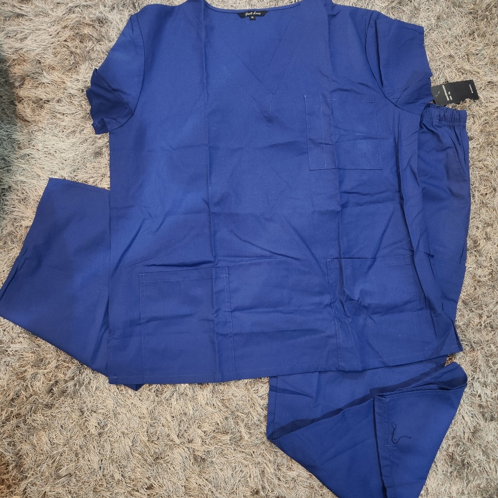 Women scrubs
